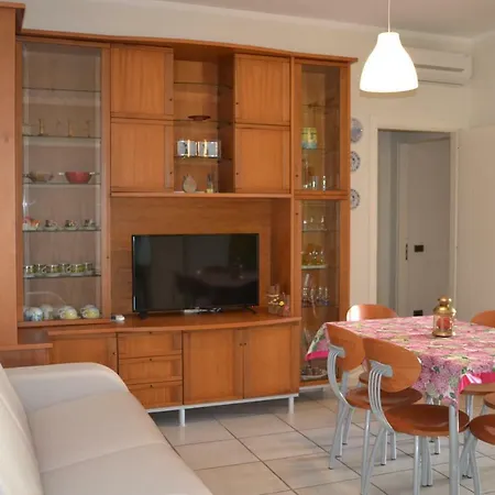 Window On The Sea Apartment *